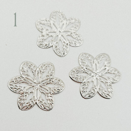 Blütenrückseite - silber